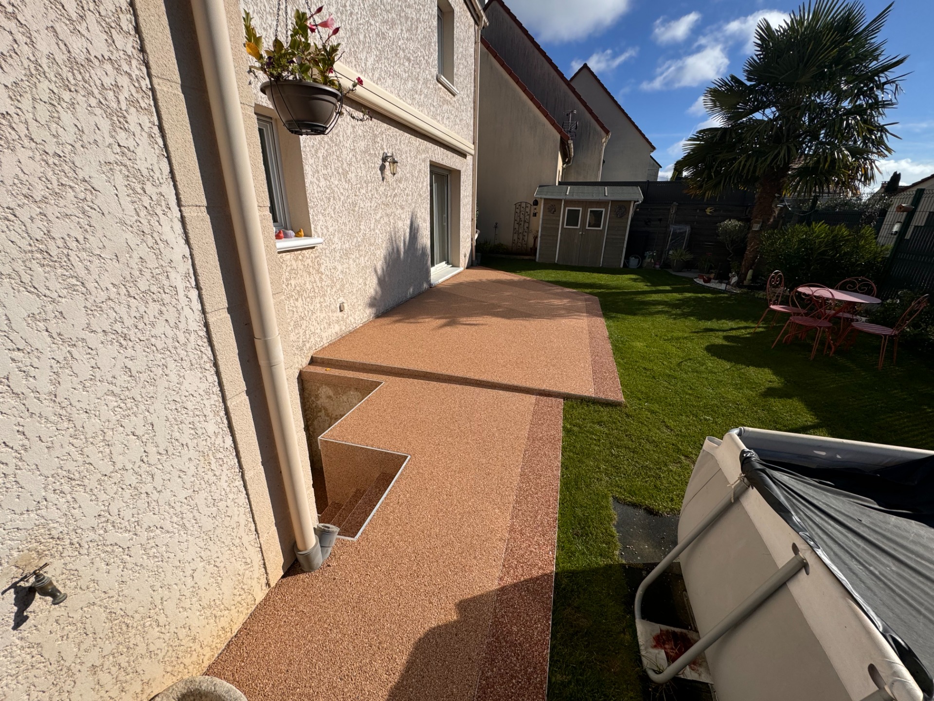 R&eacute;sin&eacute;o caramel et terracotta